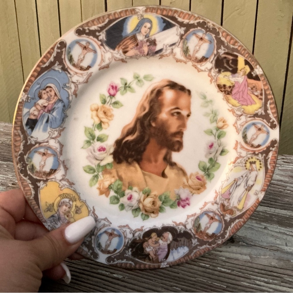 Decorative Religious Plate with Religious Imagery